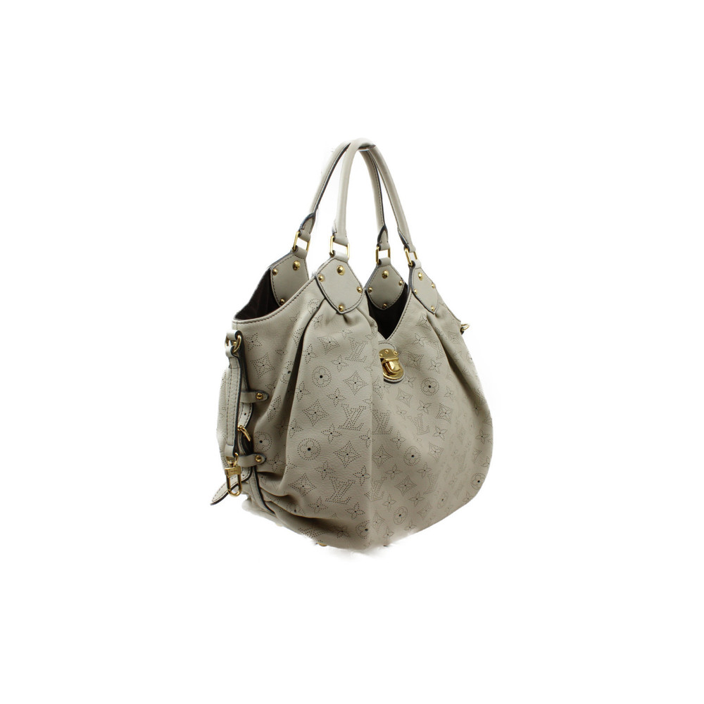 Louis Vuitton Handbag L Calf Leather Black Mahina